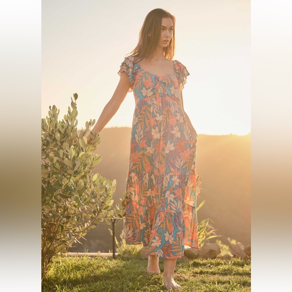 07 Boho Tiered Floral Print Midi Dress - Picture 4 of 5